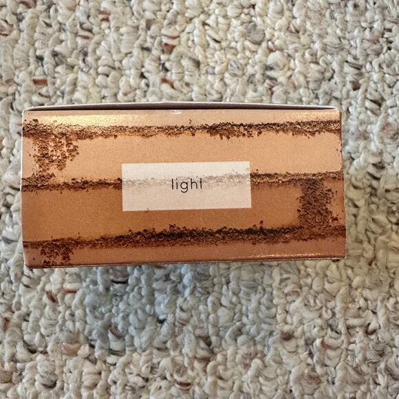 Laura Geller Baked Double Take Baked Full Coverage Powder Foundation Light Matte - Picture 9 of 10